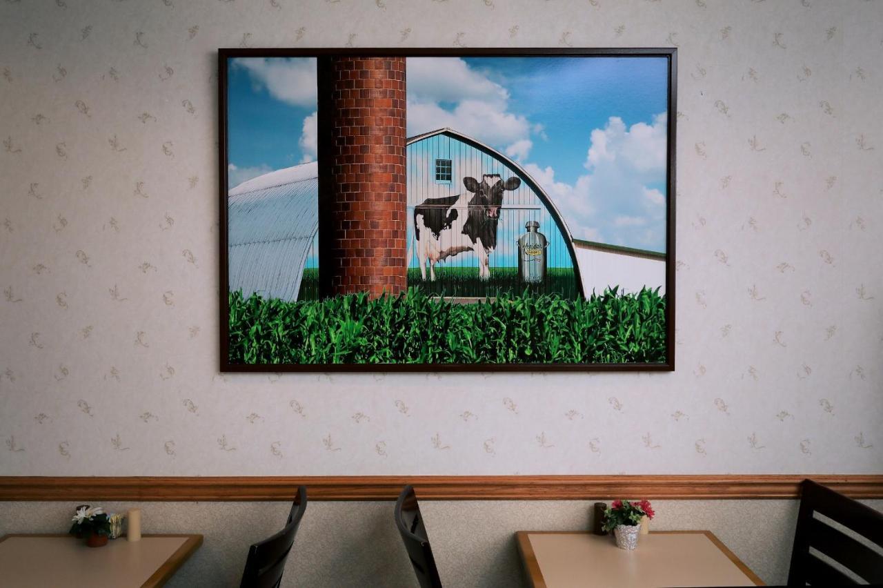 Lancaster Inn & Suites Манхейм Экстерьер фото